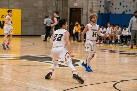 Varsity Boys Basketball Undeterred by Injuries
