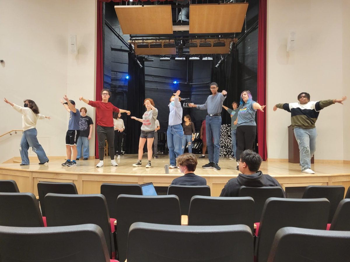 Students+Rehearsing+for+Pippin