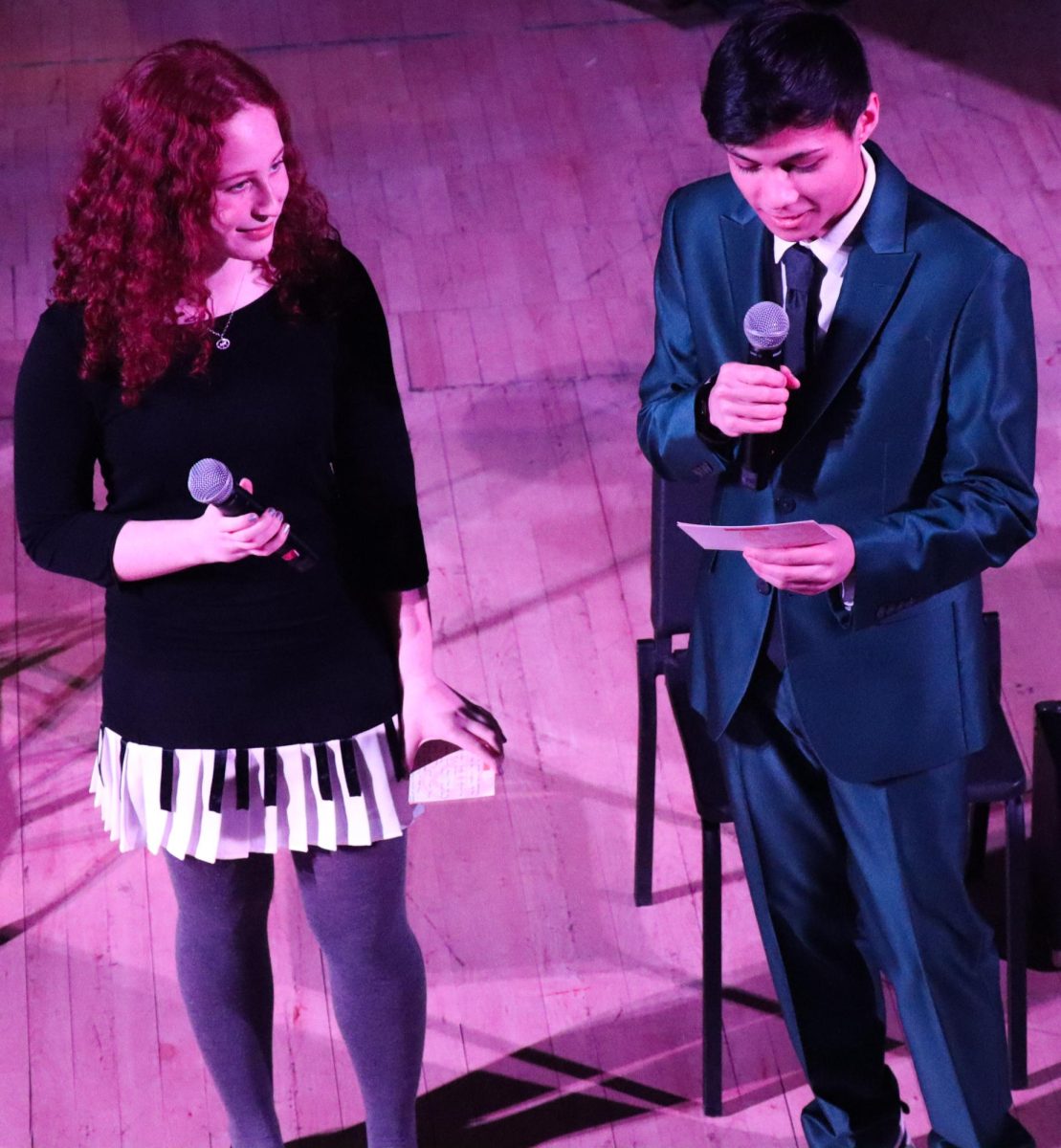 Leah Pessin ‘27 and Ben Yerkes ‘26 introducing Art For Access